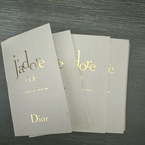 4 mini J’adore samples